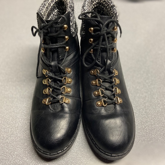 Just Fab Rayln Black Combat Boots - Picture 2 of 6